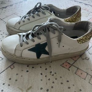 Golden Goose Highstar EU 37 or size 7 women